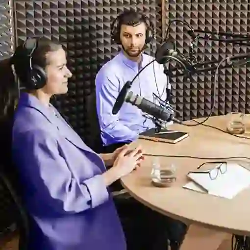 Proget mobility management for media industry, radio employees in recording studio